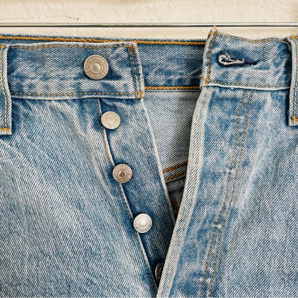 Levi Jeans Sz 28 NWOT - Picture 5 of 8